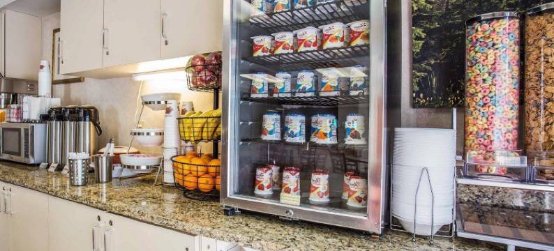 丹佛国际机场艾克诺旅舍(Econo Lodge Denver International Airport)图片