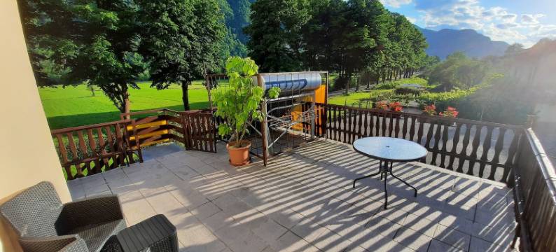 带桑拿的佐尼尔公寓(Chalet and Apartment Žonir with Sauna)图片