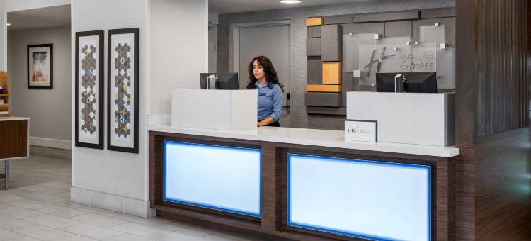 Holiday Inn Express 圣迭戈海洋世界(Holiday Inn Express SAN DIEGO-SEA WORLD AREA by IHG)图片