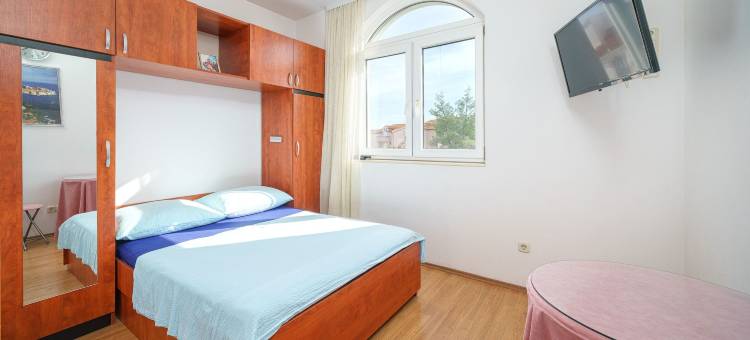史特法尼耶公寓与客房(Apartment and Room Stefanija)图片
