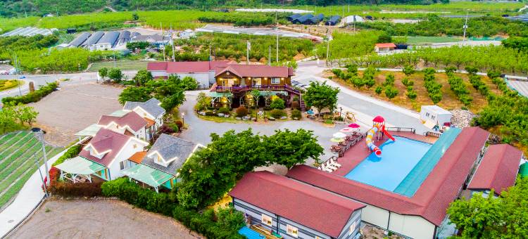 Miryang Firefly Pension图片
