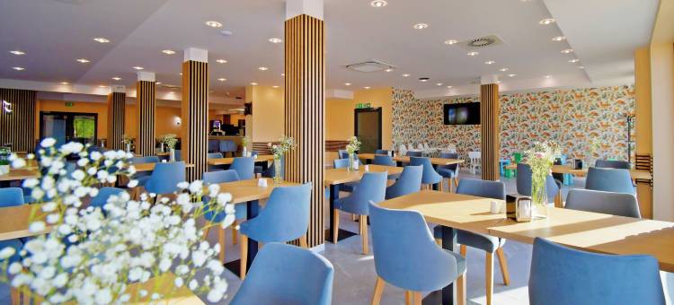 戈热兰尼酒店及公寓(Hotel Gorzelanny I Apartamenty Dźwirzyno)图片