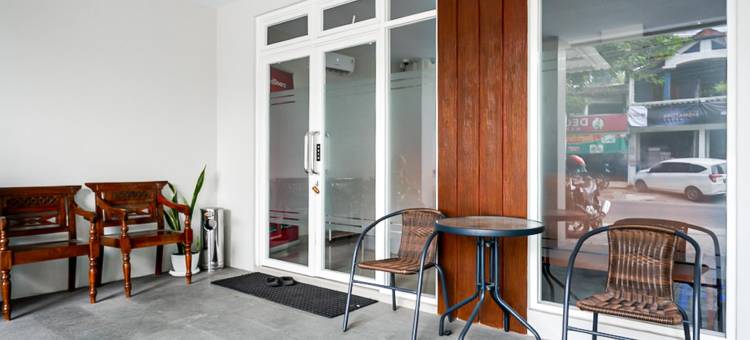 红多兹酒店-近斯莱曼市政厅2号(RedDoorz Near Sleman City Hall 2)图片
