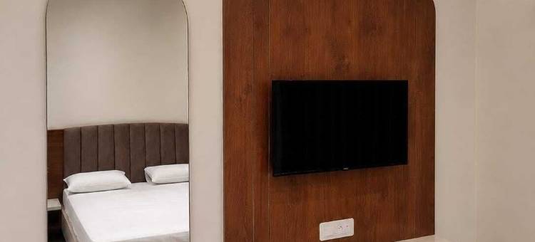 阿比谢克骄傲酒店(Hotel Abhishek Pride Shani Shinganapur)图片