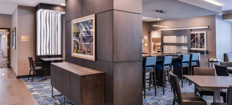 罗利卡瑞万枫酒店及套房(Fairfield Inn & Suites Raleigh Cary)图片