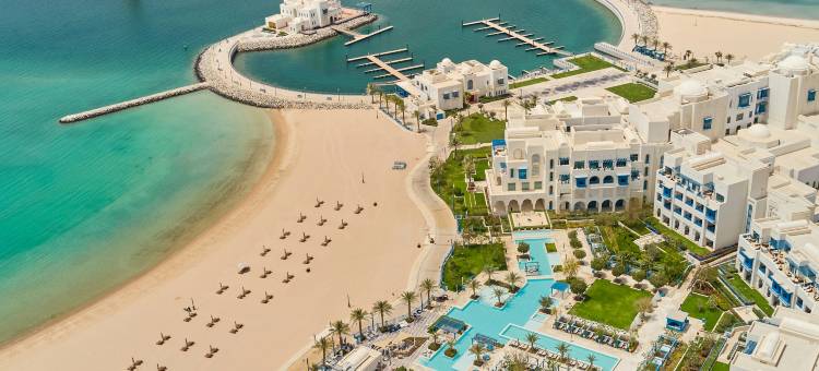 希尔顿萨尔瓦海滩度假村及别墅(Hilton Salwa Beach Resort & Villas)图片