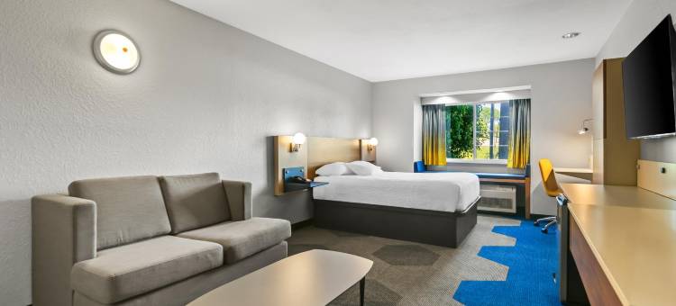 温德姆·乔普林麦客达套房酒店(Microtel Inn & Suites by Wyndham Joplin)图片