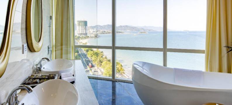 钻石湾酒店(Diamond Bay Hotel)图片