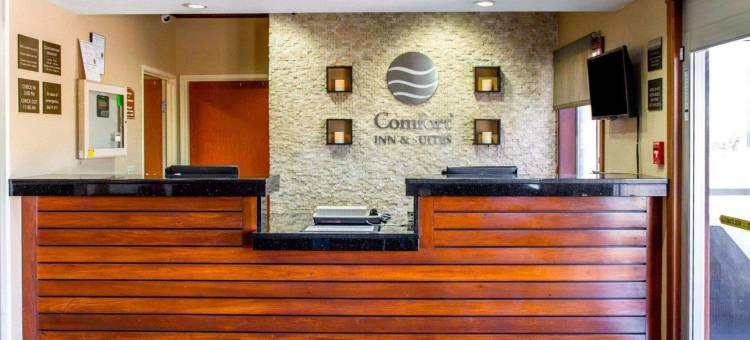 爱荷华市科拉维尔舒适套房酒店-近爱荷华河着陆(Comfort Inn & Suites Coralville - Iowa City Near Iowa River Landing)图片