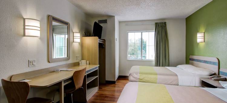 Super 8 by Wyndham Aurora East(Super 8 by Wyndham Aurora East)图片