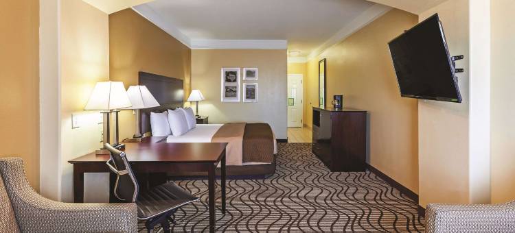 安格尔顿拉昆塔温德姆套房酒店(La Quinta Inn & Suites by Wyndham Angleton)图片