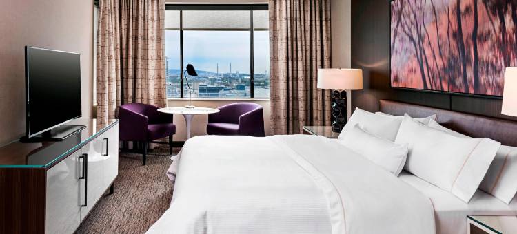 多伦多港口城堡威斯汀酒店(The Westin Harbour Castle, Toronto)图片