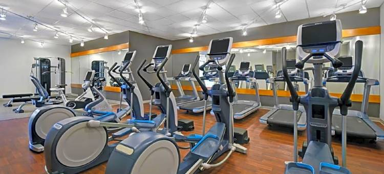 希尔顿哈斯布鲁克高地-梅多兰兹酒店(Hilton Hasbrouck Heights-Meadowlands)图片