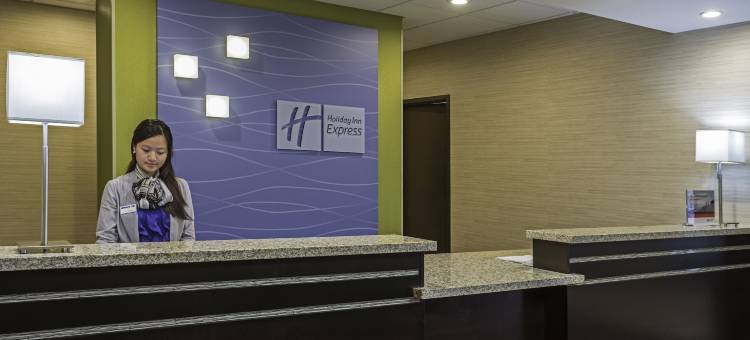 智选假日套房酒店奥兰多东(Holiday Inn Express & Suites Orlando East-UCF Area)图片
