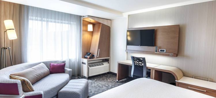 莱诺克斯伯克希尔万怡酒店(Courtyard Lenox Berkshires)图片