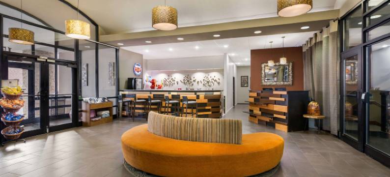 迈诺特瑞悦酒店, 贝斯特韦斯特SureStay精选(Revel Hotel Minot, SureStay Collection by Best Western)图片