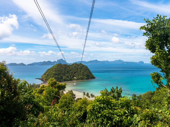 尼多巢海滩度假村