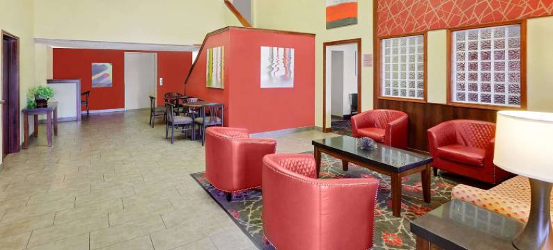 芒特普莱森特温德姆速8酒店(Super 8 by Wyndham Mt. Pleasant)图片