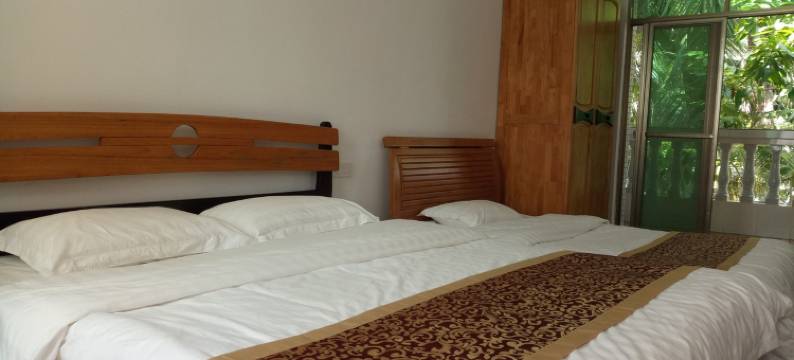 东郊椰园民宿(椰林湾路分店)图片