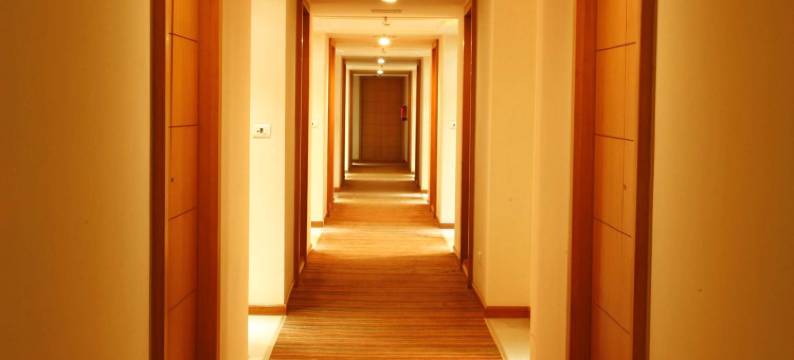 哈里瓦安布罗希亚萨诺瓦柱廊酒店(Ambrosia Sarovar Portico)图片