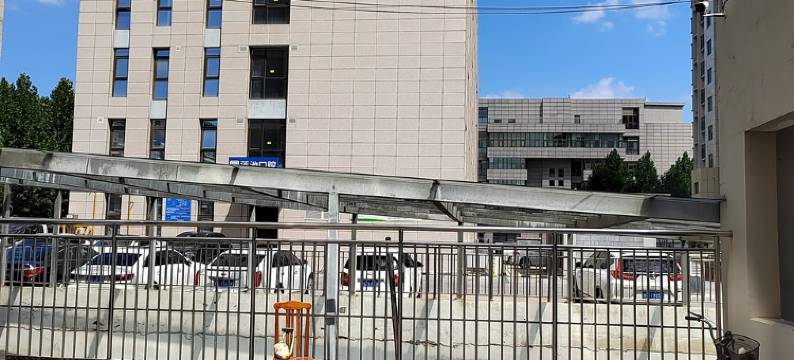 冰雨蓝嫣公寓(北西六路分店)图片