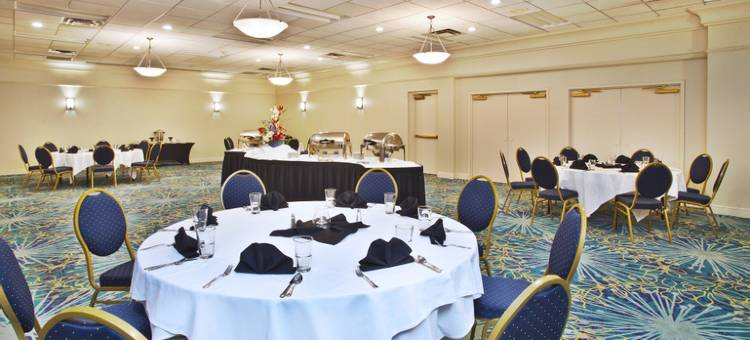 Holiday Inn 阿克伦的西(Spark by Hilton Akron Fairlawn)图片