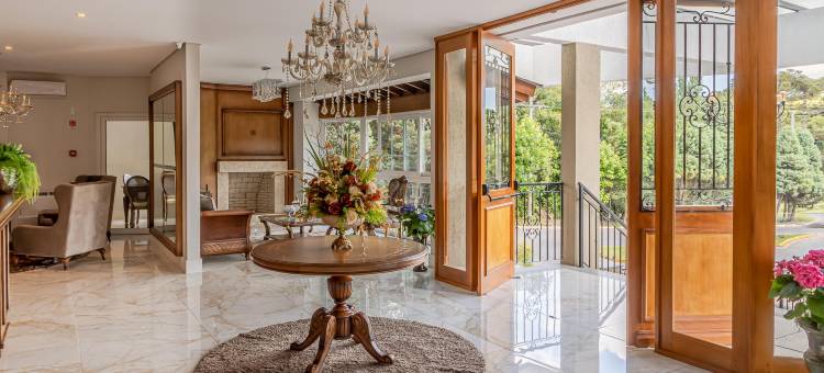 山丘拉各斯酒店(Colina Lagos Hotel)图片