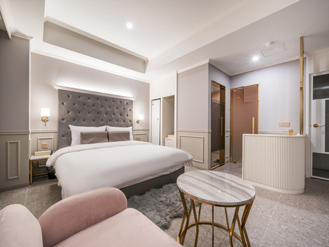 登巴斯塔签名酒店