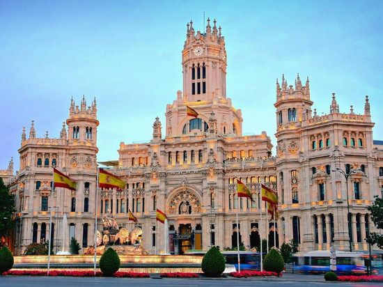 Oliver 阿帕塔门托斯波斯埃洛