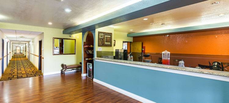 郊区开间 博蒙特(Suburban Studios Beaumont)图片