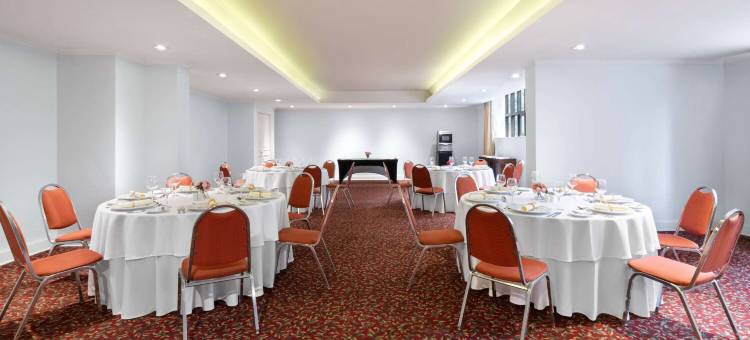 圣地亚哥肯尼迪温德姆花园酒店(Wyndham Garden Santiago Kennedy)图片