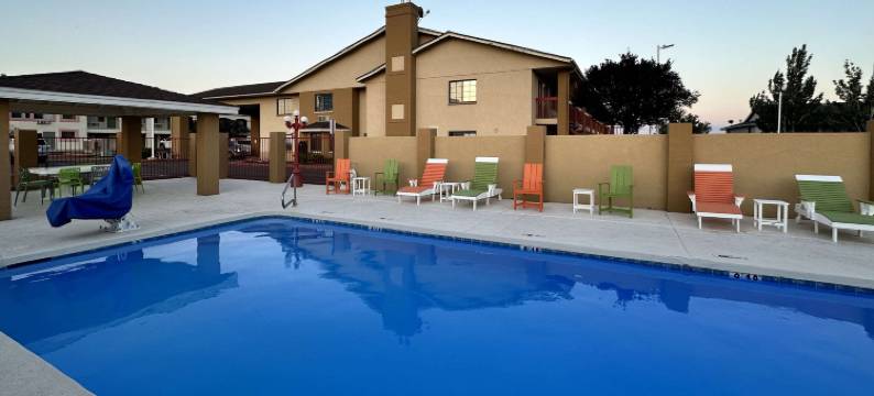 霍尔布鲁克品质酒店近化石森林(Quality Inn Holbrook Near Petrified Forest)图片