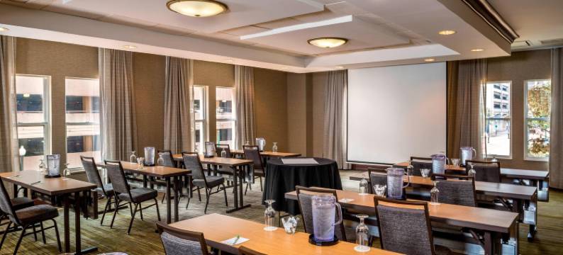 诺福克市区万豪万怡酒店(Courtyard Norfolk Downtown)图片