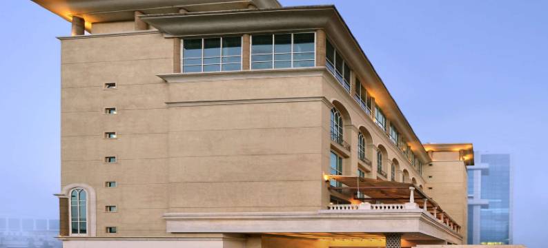 萨诺瓦波蒂科莫耶蒂克科特酒店(Majestic Court Sarovar Portico)图片