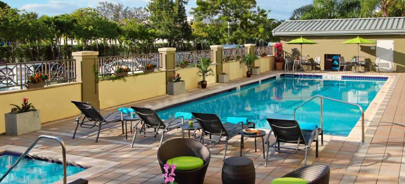 劳德代尔堡机场 & 邮轮港口万枫酒店(Fairfield Inn & Suites Fort Lauderdale Airport & Cruise Port)图片