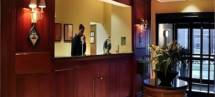 罗利卡瑞I-40沃尔纳特街假日套房酒店(Holiday Inn & Suites Raleigh-Cary (I-40 @Walnut St))图片