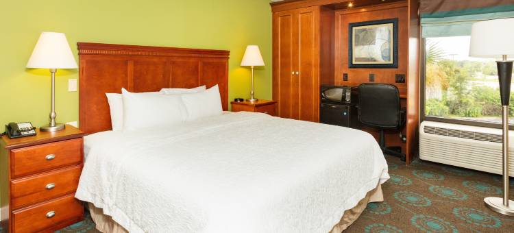 代托纳赛道机场欢朋酒店(Hampton Inn Daytona Beach-Speedway/Airport)图片