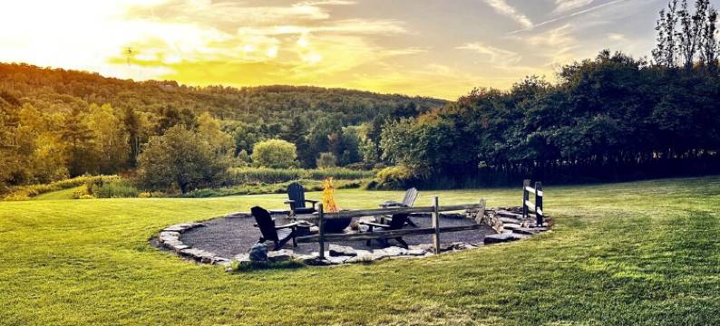 Sunset Chateau图片