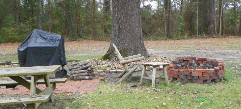 Lake Sam Rayburn - Plenty of boat parking图片