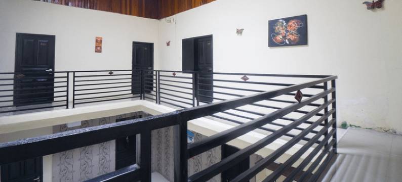 红多兹伊斯兰酒店-近RSUD艾南哈比比哥伦打洛(RedDoorz Syariah near RSUD Ainun Habibie Gorontalo)图片