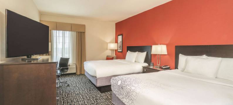 士麦那纳什维尔拉昆塔温德姆套房酒店(La Quinta Inn & Suites by Wyndham Smyrna TN - Nashville)图片