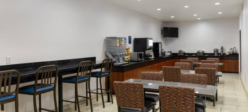 弗雷斯诺贝斯特韦斯特优质酒店(Best Western Plus Fresno Inn)图片