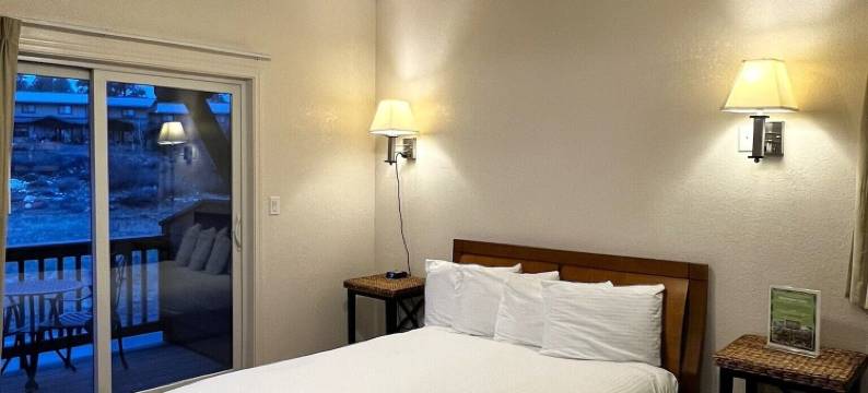 峡谷广场首席工作室和公寓(Canyon Plaza Premier Studios and Apts)图片