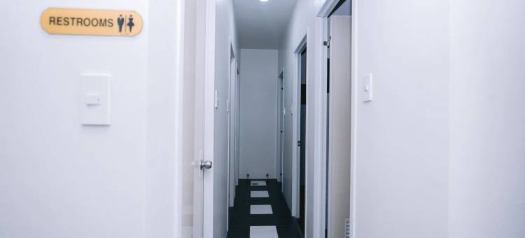 达沃纳普苏尔套房酒店(Napsule Suites Davao)图片