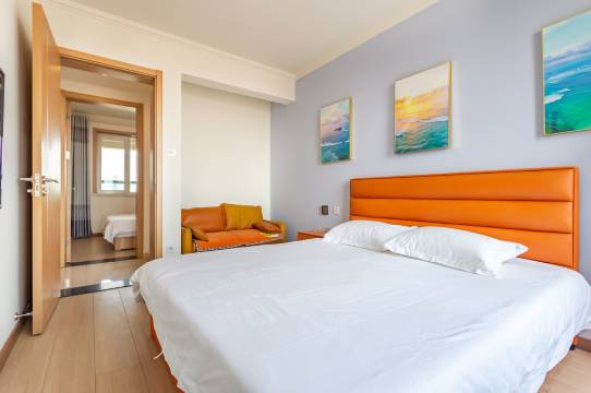 哒海海景美宿灯塔万平口公寓(黄海一路分店)