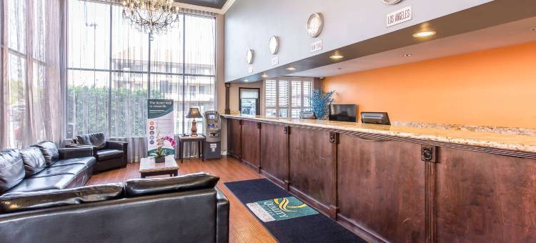 洛杉矶贝尔花园品质酒店及套房(Quality Inn & Suites Bell Gardens-Los Angeles)图片