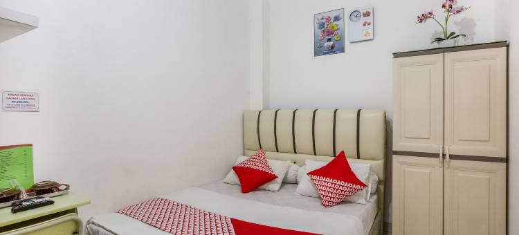 OYO 3420亚历克斯青年旅馆(RedDoorz Near Jalan MP Mangkunegara Palembang)图片