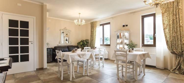 萨萨里马尔瓦西奥别墅泳池和按摩浴缸房(Villa Malvasio Pool and Jacuzzi Room Sassari)图片