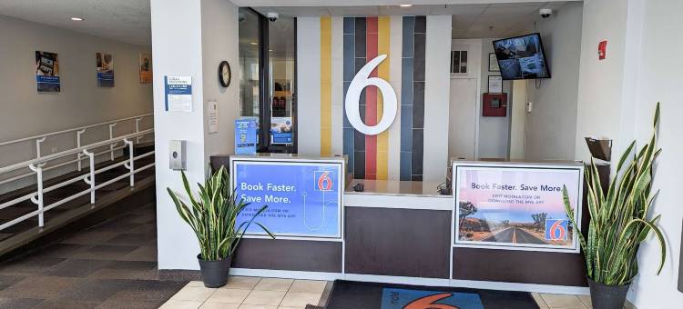 波士顿西 - 弗雷明汉6号汽车旅馆(Motel 6 Framingham, MA - Boston West)图片