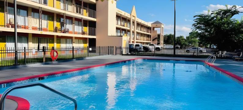 阿什兰工作室酒店-OYO里士满北-近国王自治领(Ashland Studio Inn Richmond North Near Kings Dominion -Listing Partner)图片